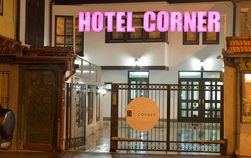 Hotel Corner SJJ Buitenkant foto