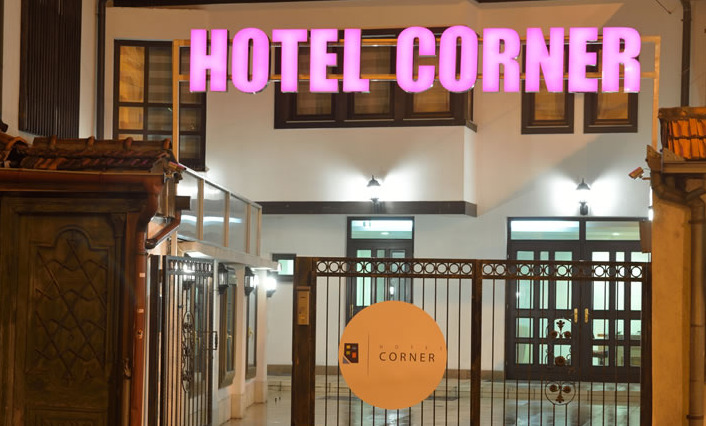 Hotel Corner SJJ Buitenkant foto